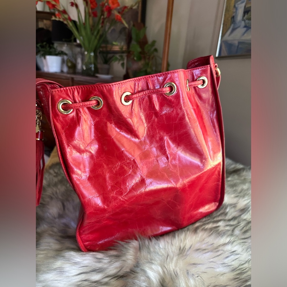 Brahmin Red Bucket Shoulder Bag - Picture 3 of 4